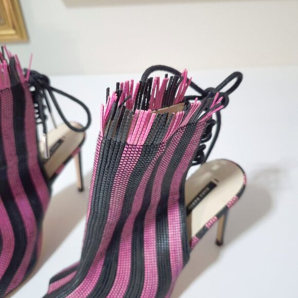NWOT Zara black & purple pink textured striped open toe & back heeled booties - Picture 15 of 15